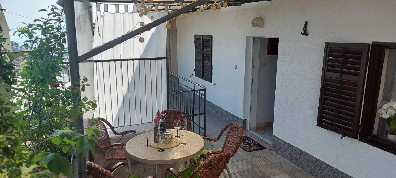 Apartment Nereo Сень Екстер'єр фото